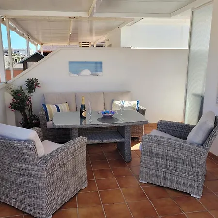 Fuer 4 Personen Ca 80 Qm In Nerja, Andalusien Costa Del Sol نيرخا